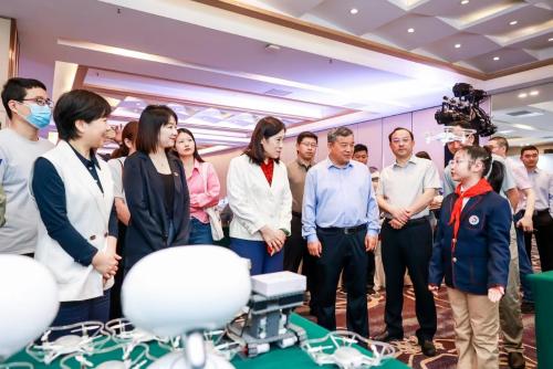 AI教学运用 赋能学校发展